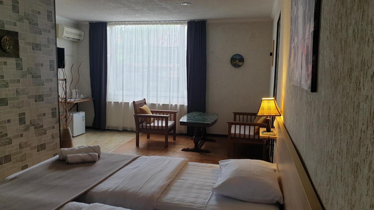 第比利斯 里艾旅馆酒店 外观 照片